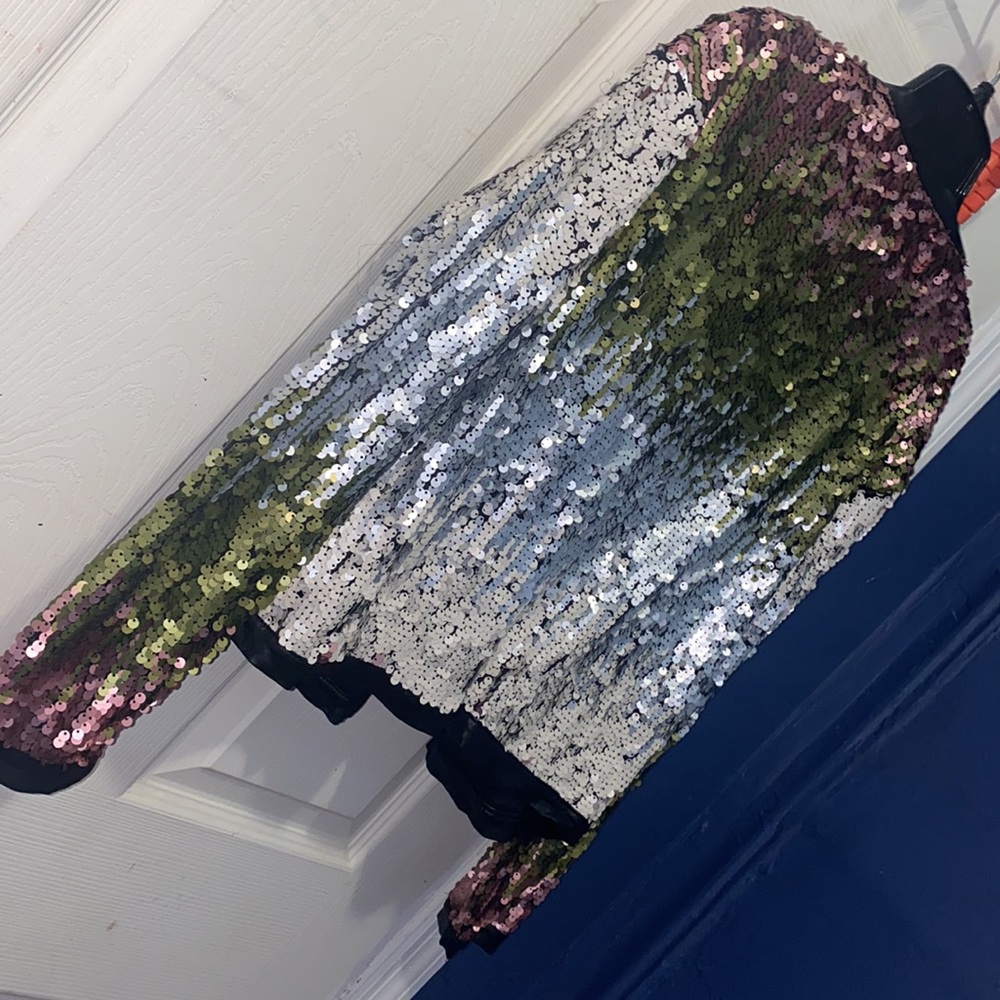 Jacket - Picture 5 of 6